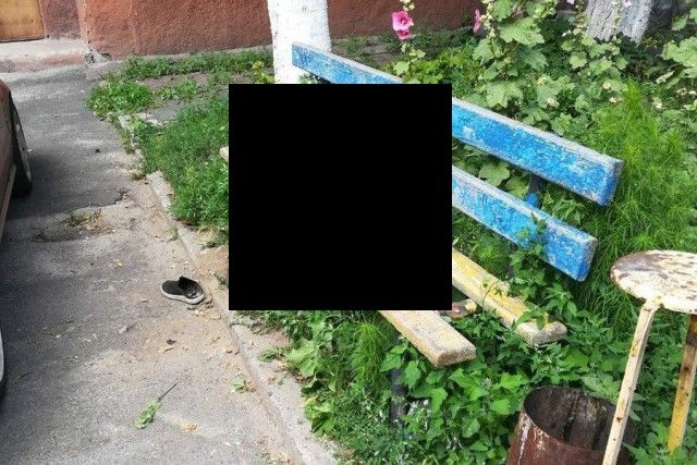 Гомельчанам пришлось вызвать МЧС, чтобы освободить застрявшего мужчину