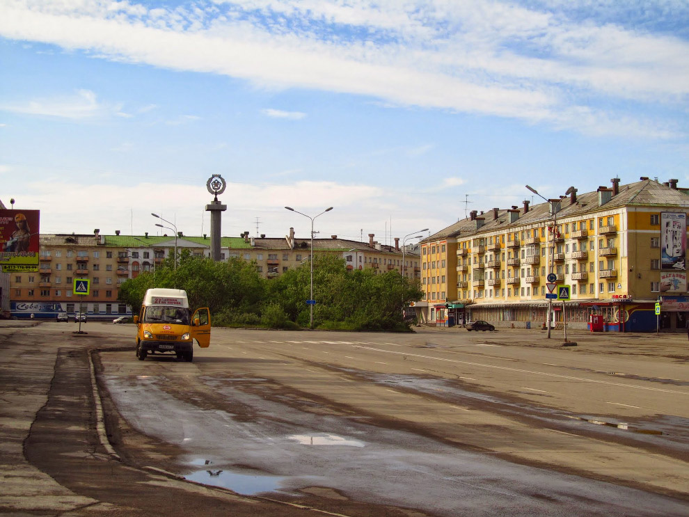 Воркута — край света, шахтёрский край Воркута — край света, шахтёрский край
