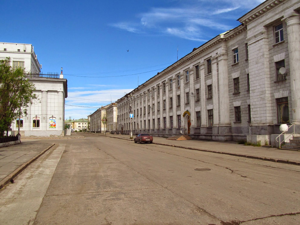 Воркута — край света, шахтёрский край Воркута — край света, шахтёрский край
