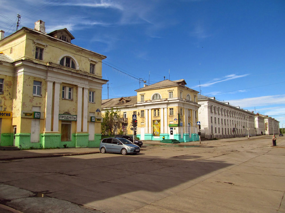 Воркута — край света, шахтёрский край Воркута — край света, шахтёрский край