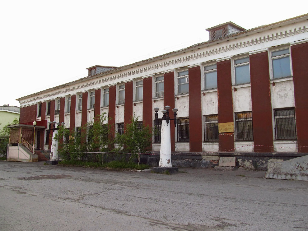 Воркута — край света, шахтёрский край Воркута — край света, шахтёрский край