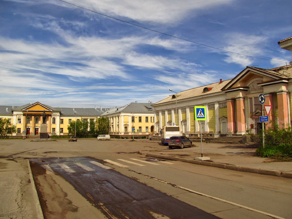Воркута — край света, шахтёрский край Воркута — край света, шахтёрский край