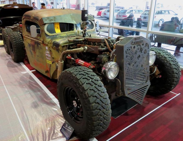 Самые крутые экспонаты автомобильного тюнинга с выставки SEMA