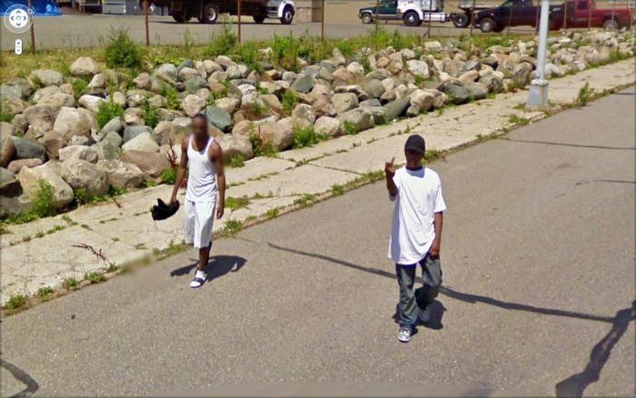 Странные фотографии с Google Street