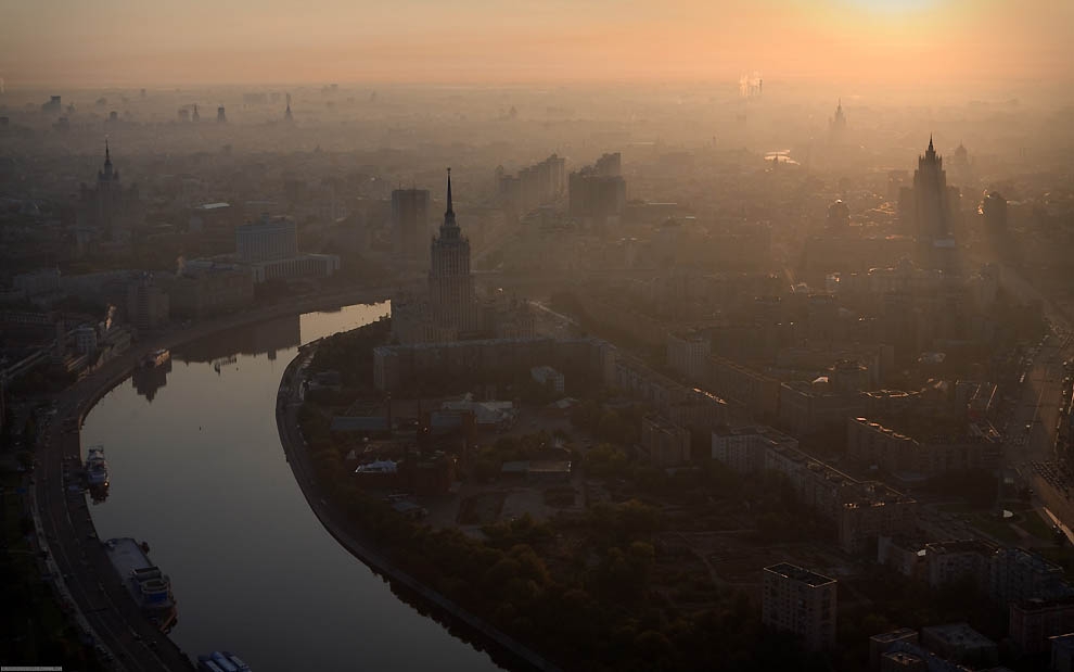 Города в «белёсой мгле» Города в «белёсой мгле»