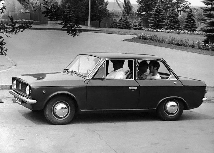 11 Самых необычных моделей машин, которые были изготовлены на автомобильном заводе ЗАЗ 11 Самых необычных моделей машин, которые были изготовлены на автомобильном заводе ЗАЗ