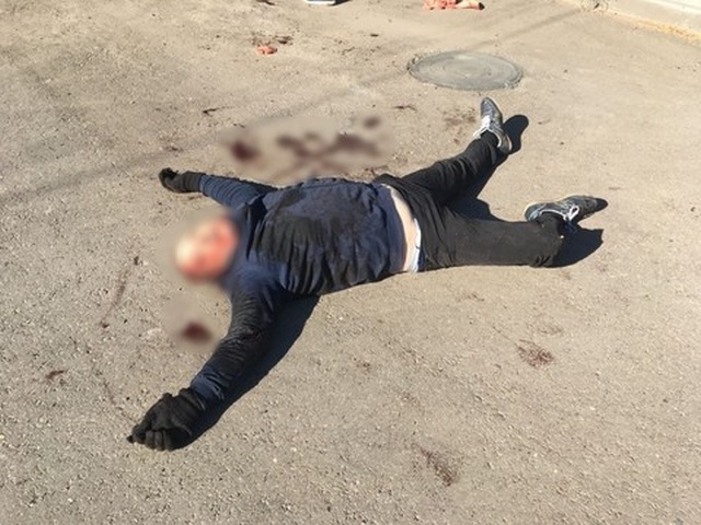 Грабители напали на дом коммерсанта Евгения Деданина и получили смертельные ранения Грабители напали на дом коммерсанта Евгения Деданина и получили смертельные ранения