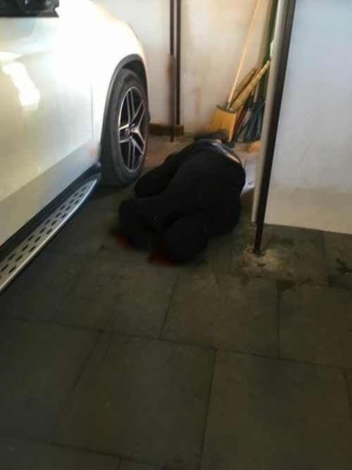 Грабители напали на дом коммерсанта Евгения Деданина и получили смертельные ранения Грабители напали на дом коммерсанта Евгения Деданина и получили смертельные ранения