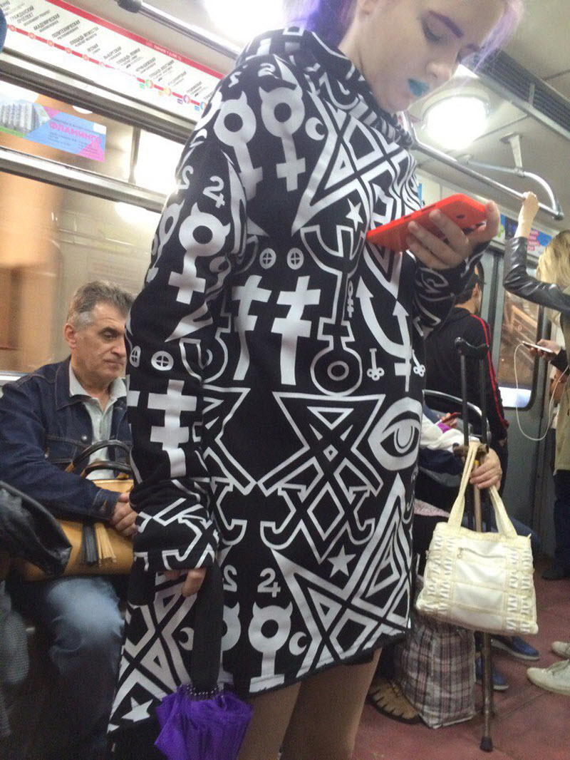 Модники из российского метрополитена