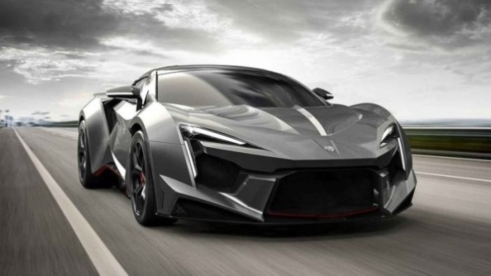 Роскошные арабские автомобили класса люкс Роскошные арабские автомобили класса люкс