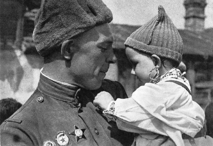 15 знаменитых снимков Великой Отечественной Войны