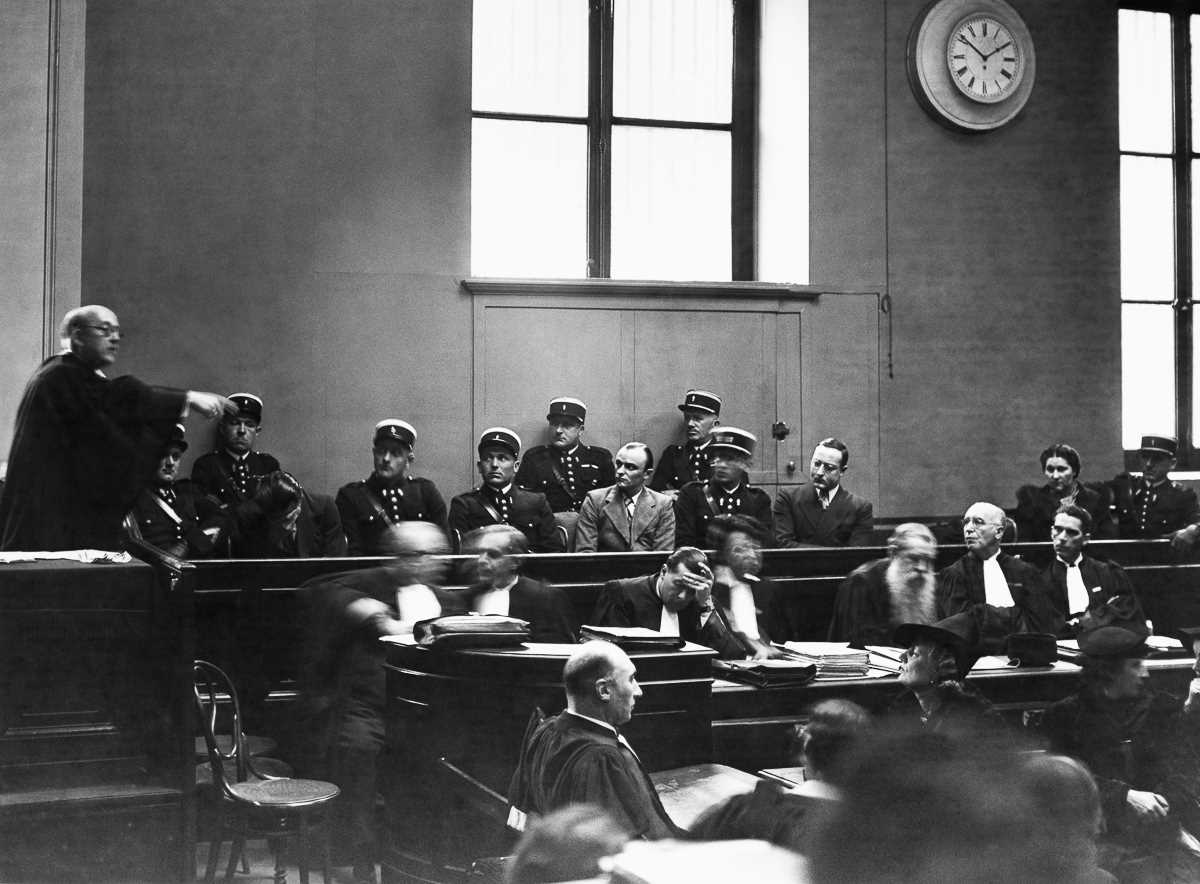 История последнего публичного гильотинирования во Франции История последнего публичного гильотинирования во Франции
