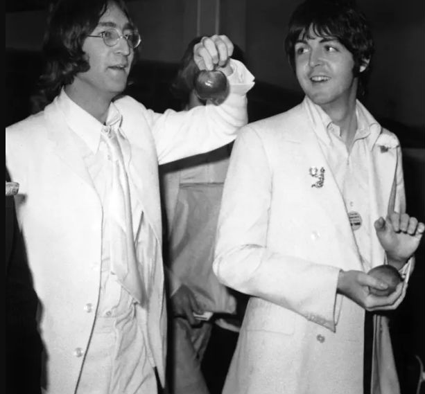 Интимные малоизвестные подробности из жизни The Beatles Интимные малоизвестные подробности из жизни The Beatles