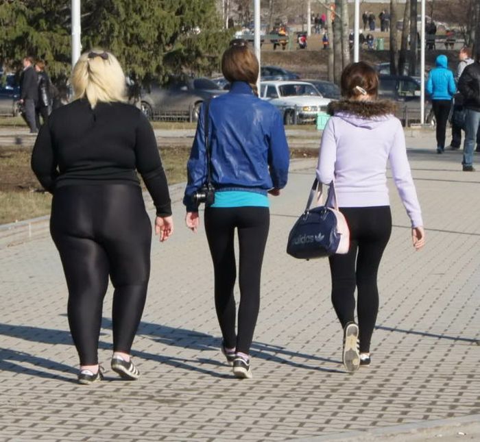 Женщины веселятся