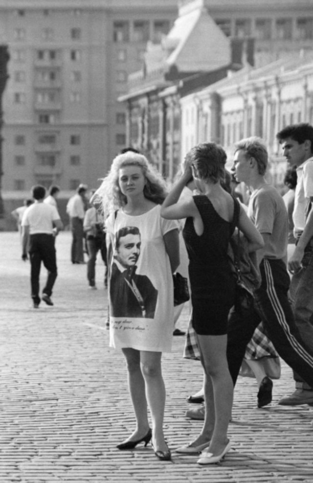 Как мы одевались в 90-ые (31 фото) Как мы одевались в 90-ые (31 фото)