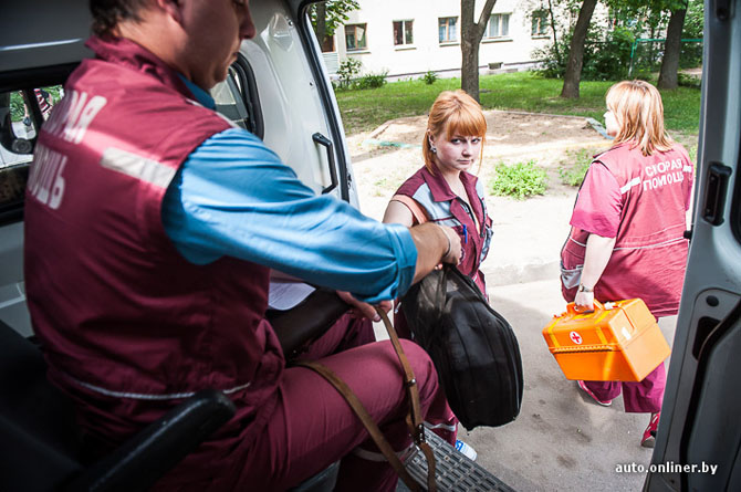 Один день с медиками скорой помощи Один день с медиками скорой помощи