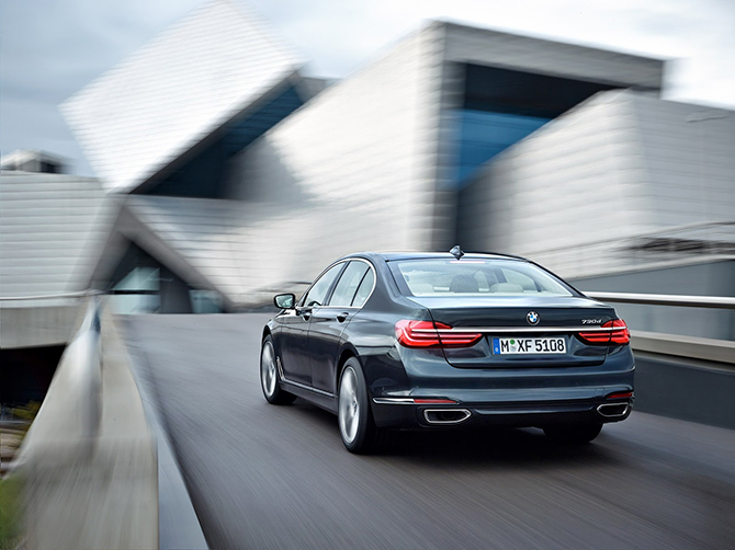 Новую 7-ку BMW 2016 года можно посмотреть уже сейчас