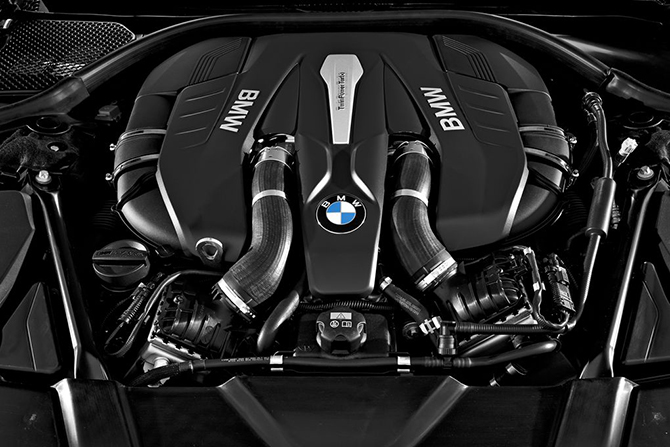 Новую 7-ку BMW 2016 года можно посмотреть уже сейчас