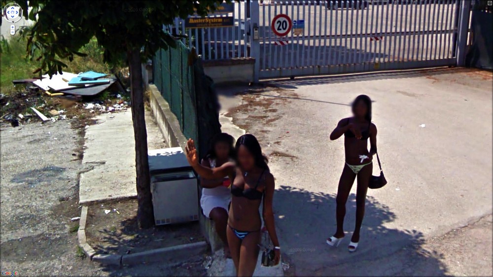 Странные кадры на Google Street View