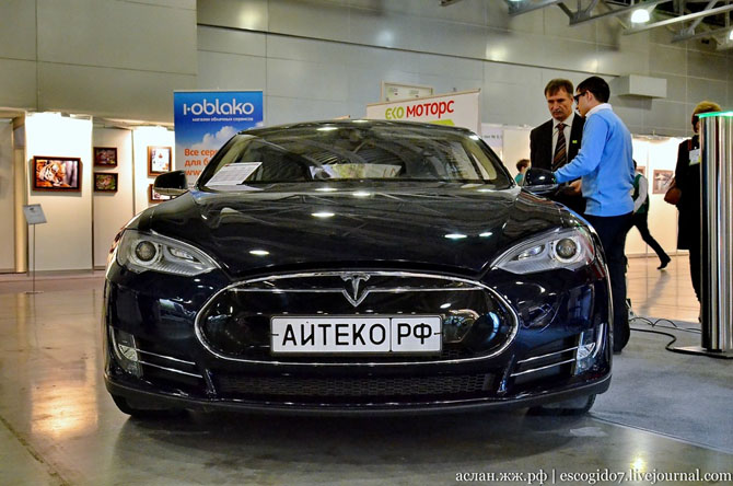Как устроен электромобиль Tesla Как устроен электромобиль Tesla