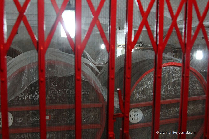 Экскурсия на коньячный завод в Ереване Экскурсия на коньячный завод в Ереване
