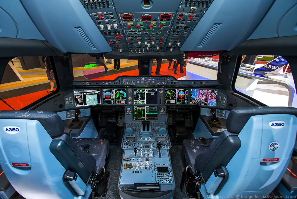 Новый самолет Airbus A350 Новый самолет Airbus A350