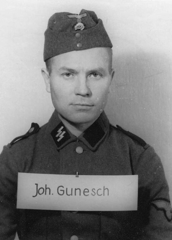 Портреты нацистских охранников Освенцима 1940-1945 годов Портреты нацистских охранников Освенцима 1940-1945 годов