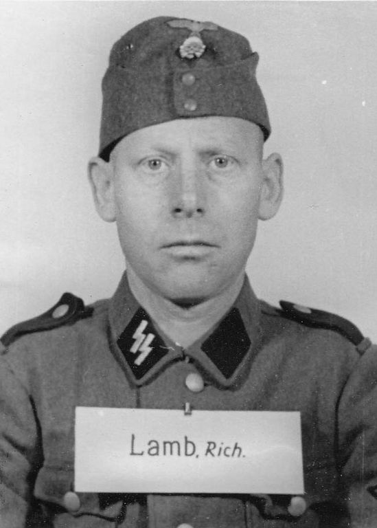 Портреты нацистских охранников Освенцима 1940-1945 годов Портреты нацистских охранников Освенцима 1940-1945 годов