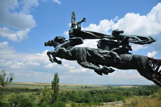 Что стало с величественным памятником Гражданской войны во Львовской области