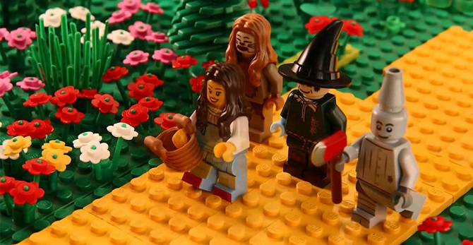 Знаменитые сцены голливудских блокбастеров из конструктора Lego