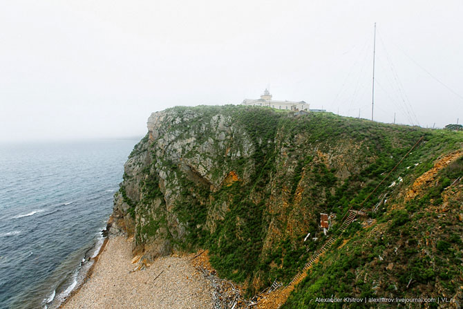 Маяк Скрыплева: морские ворота во Владивосток (51 фото) Маяк Скрыплева: морские ворота во Владивосток (51 фото)