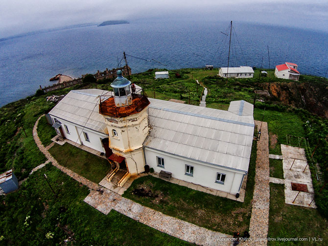Маяк Скрыплева: морские ворота во Владивосток (51 фото) Маяк Скрыплева: морские ворота во Владивосток (51 фото)