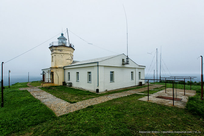 Маяк Скрыплева: морские ворота во Владивосток (51 фото) Маяк Скрыплева: морские ворота во Владивосток (51 фото)