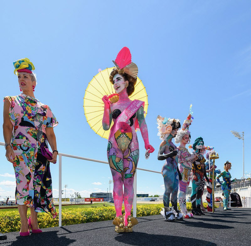 Конкурс боди-арта на Trotting Cup Day в Новой Зеландии