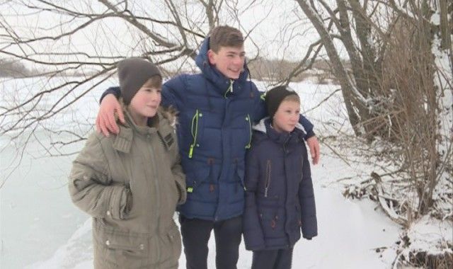 В Липецкой области школьник спас двух мальчиков, провалившихся под лед