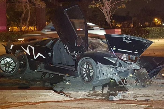 Взял Lamborghini Murcielago у друга на вечер
