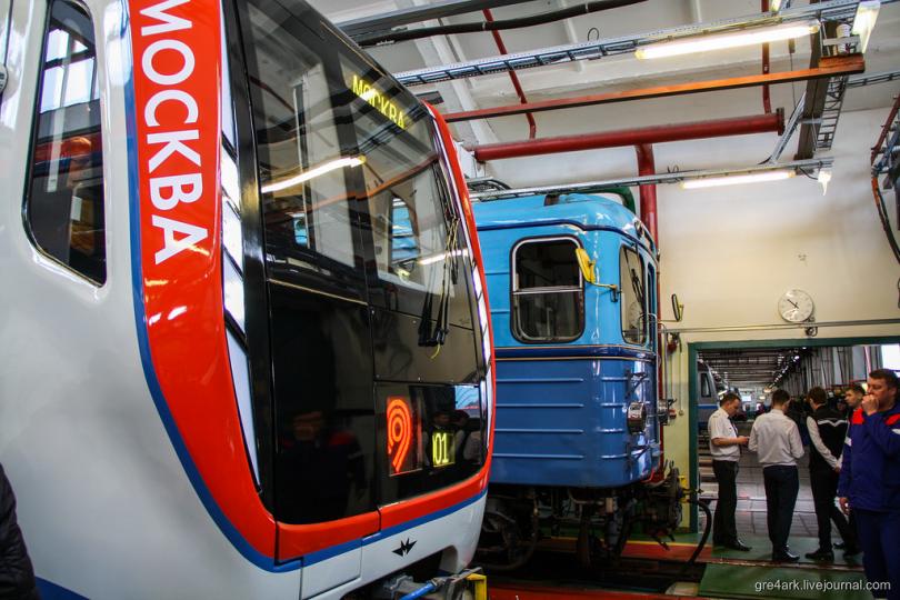Все достоинства и недостатки нового поезда московского метро Все достоинства и недостатки нового поезда московского метро