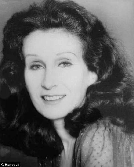 Актриса более 50 лет снимала квартиру в Манхэттене за 28 долларов Актриса более 50 лет снимала квартиру в Манхэттене за 28 долларов