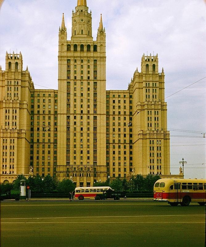 Цветные снимки Москвы 50-х годов (20 фото) Цветные снимки Москвы 50-х годов (20 фото)