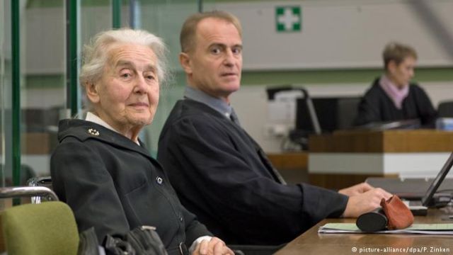 Суд Берлина отправил за решетку 88-летнюю пенсионерку, отрицавшую Холокост