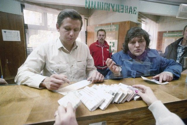 События 25-летней давности на территории России и стран СНГ События 25-летней давности на территории России и стран СНГ