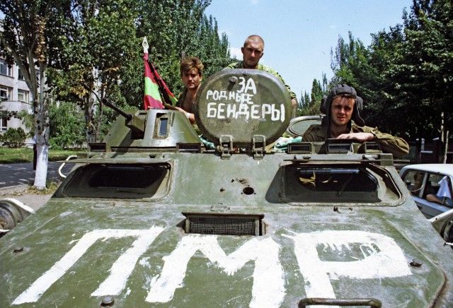 События 25-летней давности на территории России и стран СНГ События 25-летней давности на территории России и стран СНГ
