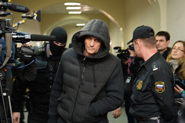 Богатства, найденные у известных коррупционеров Богатства, найденные у известных коррупционеров