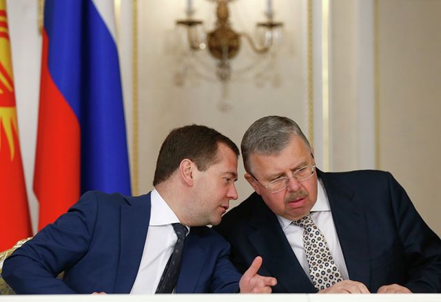 Богатства, найденные у известных коррупционеров Богатства, найденные у известных коррупционеров
