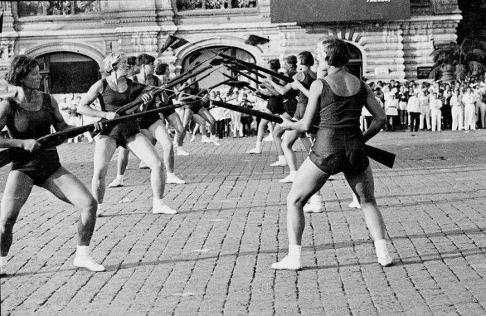 СССР в 30-е и 40-е годы в знаковых работах Бориса Игнатовича