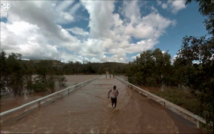 Странные фотографии с Google Street. Часть 2