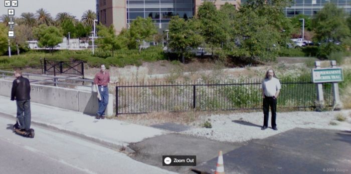 Странные фотографии с Google Street. Часть 2