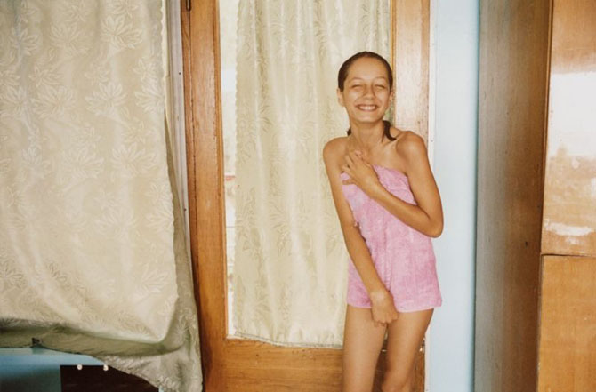 Неоднозначные фотографии постсоветского «Артека» Неоднозначные фотографии постсоветского «Артека»