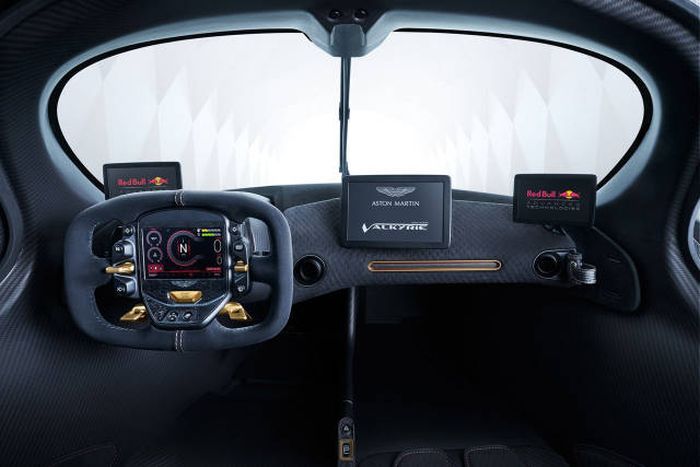 Фантастическая "валькирия" от Aston Martin
