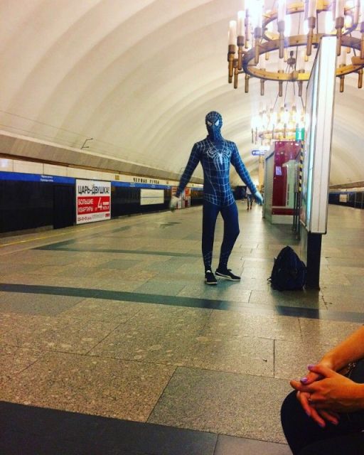Модники и странные пассажиры в метро